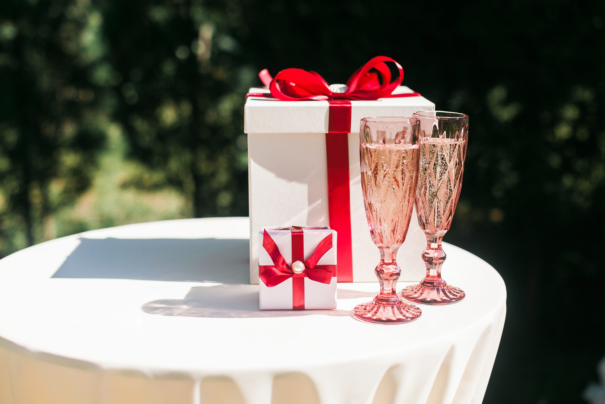 Wedding Gift Etiquette Guide: Navigating the Modern Landscape of Giving