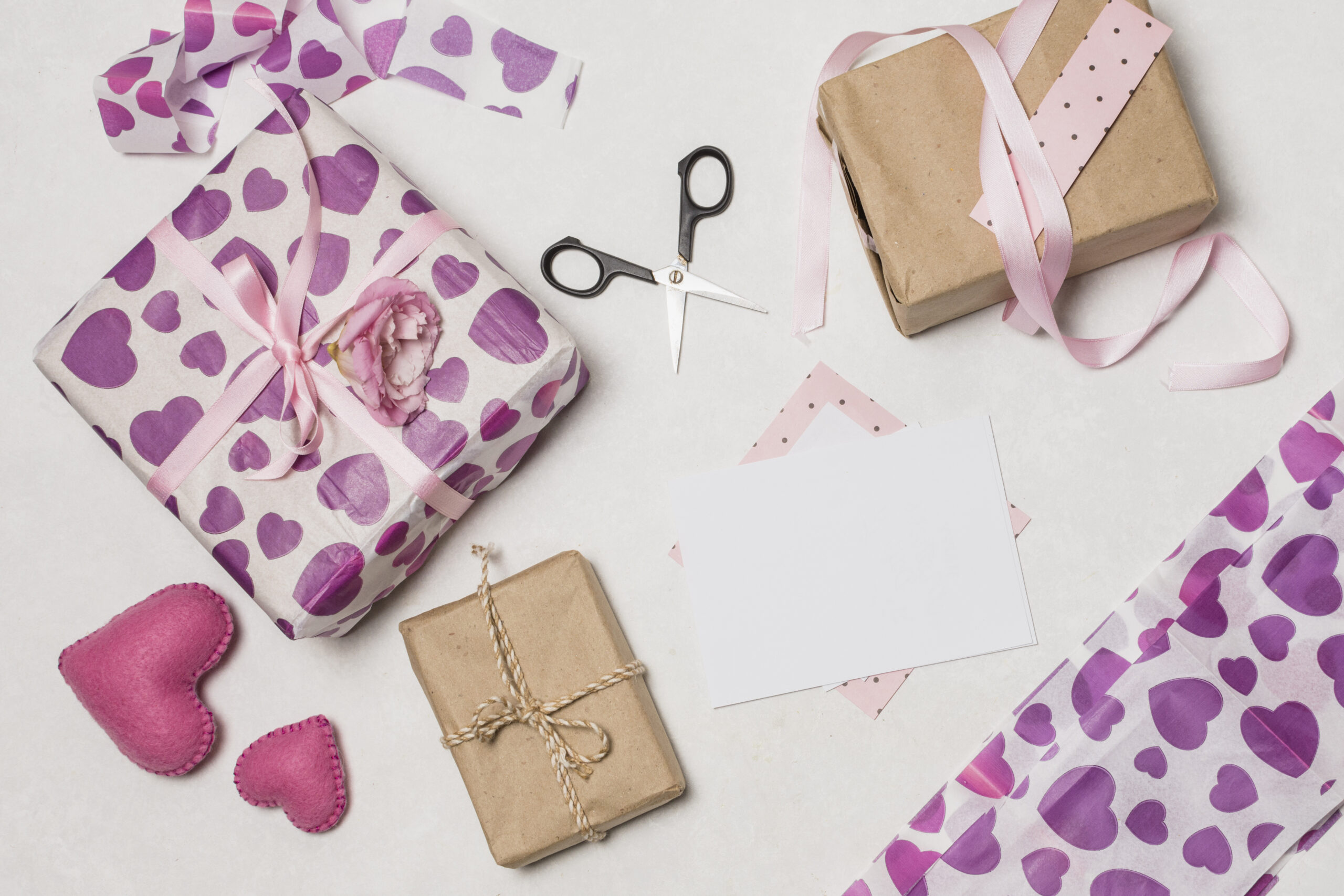 Creative Wedding Gift Wrapping Ideas to Impress: Add Your Touch